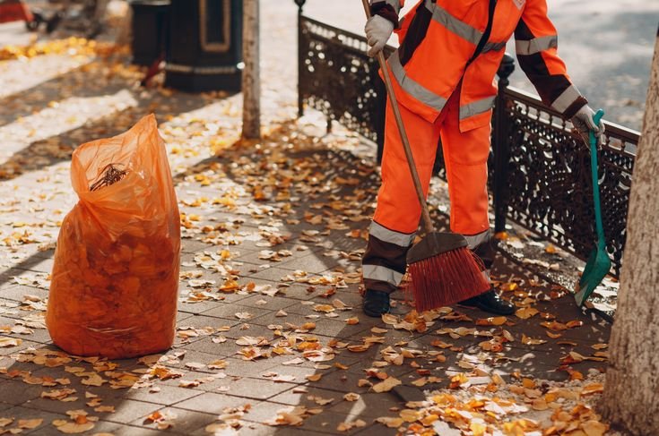 Sector 28 RWA Discusses Civic Issues and Park Upkeep